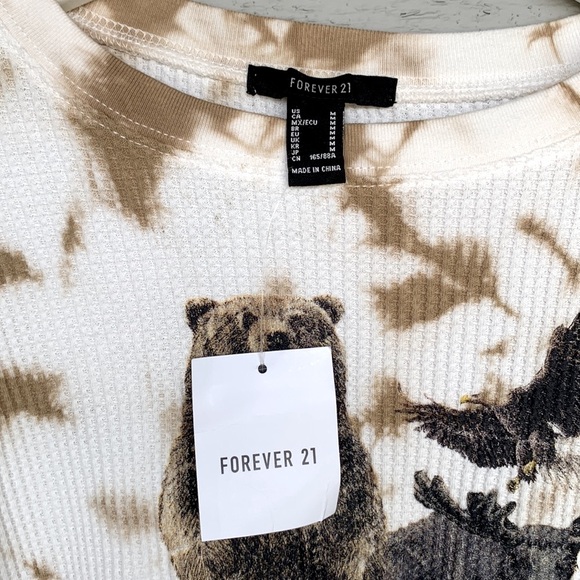 NWT FOREVER 21 WILDERNESS GRAPHIC CROP TOP WAFFLE KNIT LONG SLEEVE LOOSE FIT - Picture 5 of 6
